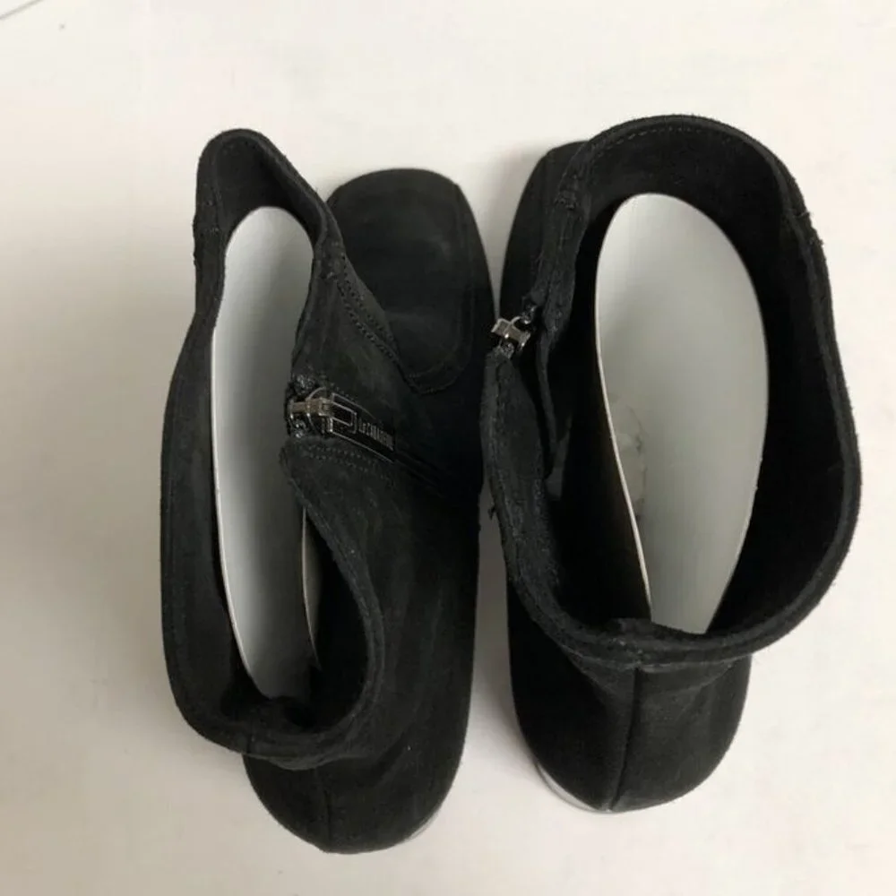 La Canadienne Women's Jewel, Black Suede Boot Size 10 M